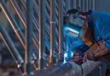 Как осуществляется монтаж металлоконструкций?