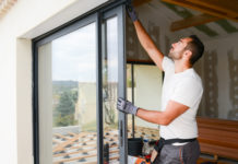 Как ухаживать за пластиковыми окнами