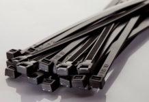 Достоинства нейлоновых кабельных стяжек