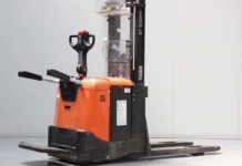 Где приобрести складскую технику и грузоподъемное оборудование