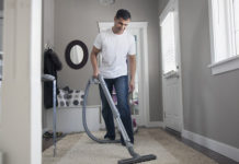 Средства по уходу за паркетом: краткий обзор оптимальных вариантов