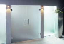 Пуленепробиваемое стекло: надежный помощник