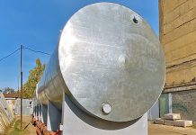 Использование емкостей и резервуаров для хранения и перевозки разных типов жидкостей