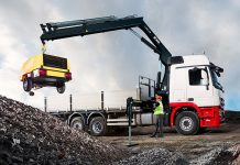 Автокраны в грузоперевозках: как они облегчают перемещение тяжелых грузов