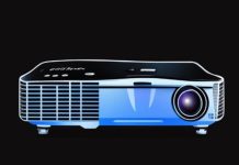 Как выбирать экраны и проекторы для создания уютного домашнего кинотеатра или увеличения эффективности работы в офисе