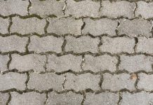 Профессиональная укладка тротуарной плитки: технологии, инструменты и этапы работ