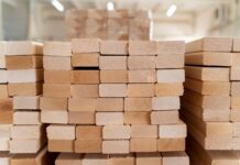 Доска сухая строганная: почему стоит выбрать этот материал для вашего проекта