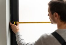 Стеклопакеты с отверстием для вентиляции: особенности и преимущества