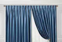 Океанская прохлада в интерьере: выбираем синие шторы