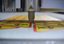 Плоттерная резка: технология и применение в полиграфии и упаковке