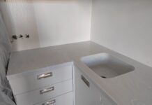 Виды искусственного камня для столешниц: Акриловый, кварцевый, полимербетонный – сравнение характеристик, состава, внешнего вида, стоимости