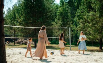 Аренда коттеджей в Тюмени для отдыха с семьёй и друзьями